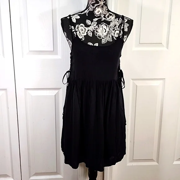 lace up dress forever 21 Printed Ruffled Lace Maxi Dress